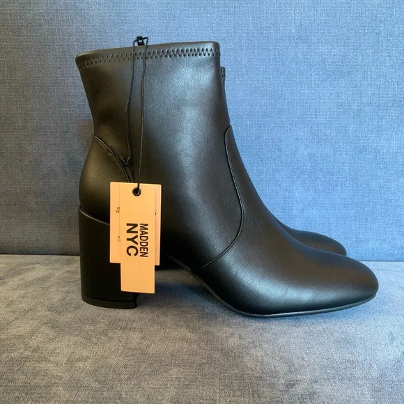 Woman’s Madden NYC Black Faux Leather Square Toe Block Heeled Ank Boots Size 10 - Picture 2 of 10